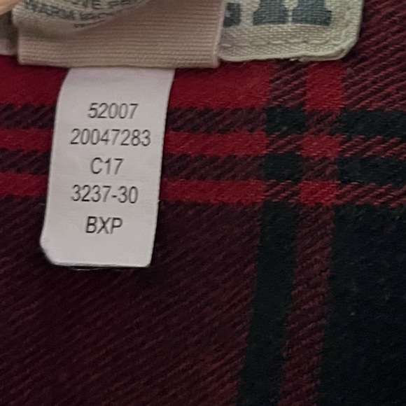 Duluth • Red and Black Plaid Men's Shirt - Picture 4 of 4